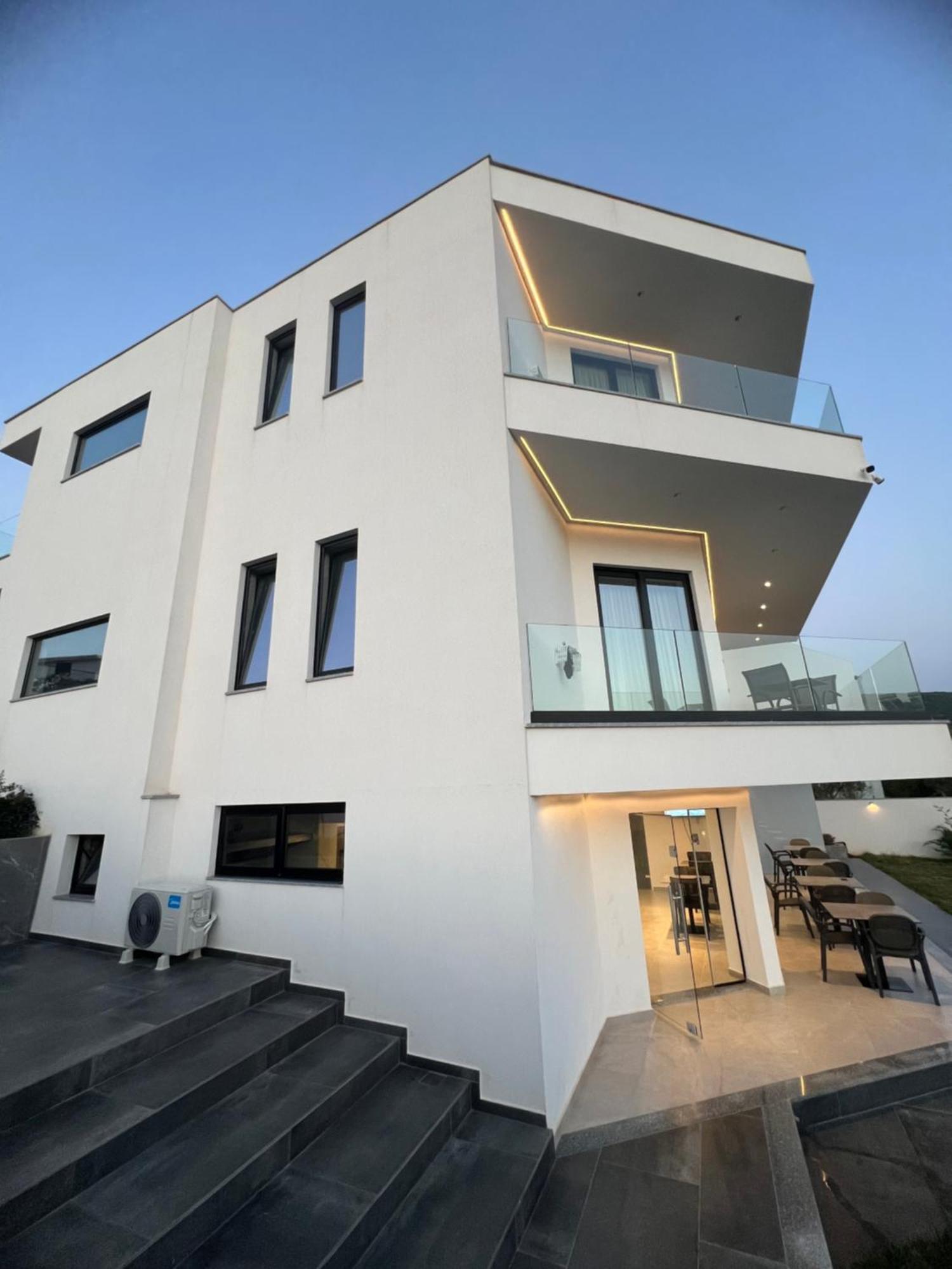 Adele Hotel Ksamil